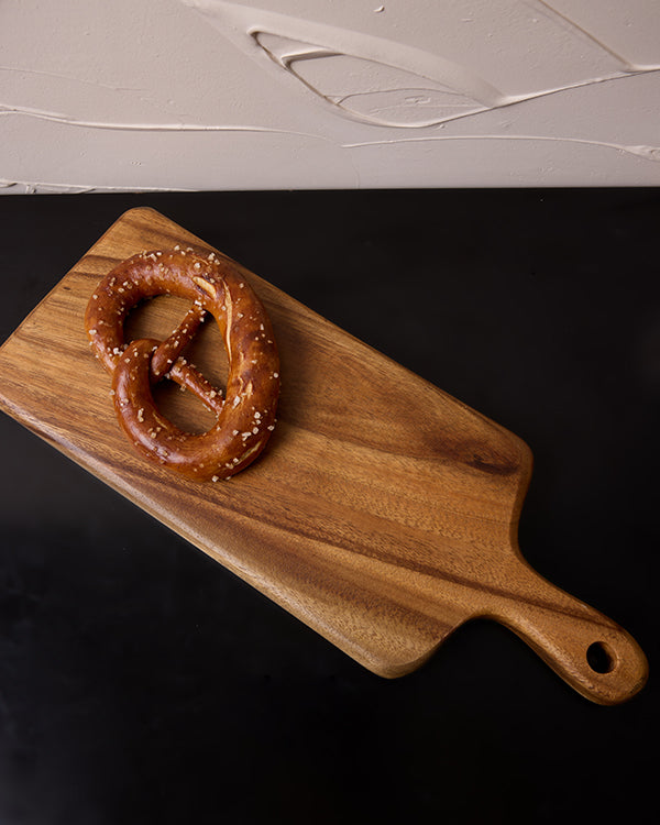 Selected Gerçek Akasya Ağacı Kulplu Sunum Tahtası 40 cm