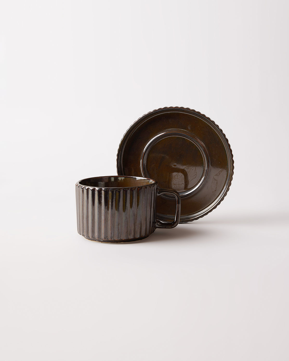 Relief Asortik Desenli 4 Parça 2 Kişilik Porselen Çay Kahve Fincan Takımı 220 ml - Kahverengi