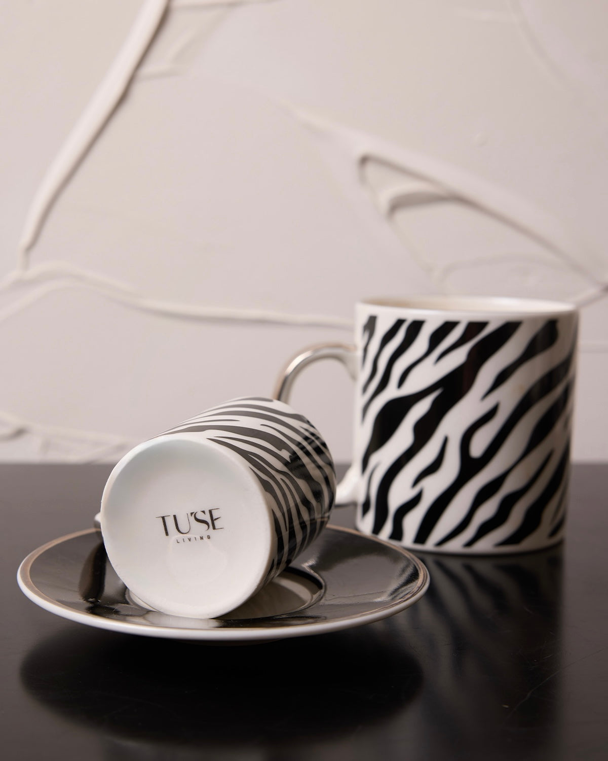 Zebras Desenli 4 Parça 2 Kişilik Porselen Kahve Fincan Takımı 90 ml - Siyah Beyaz