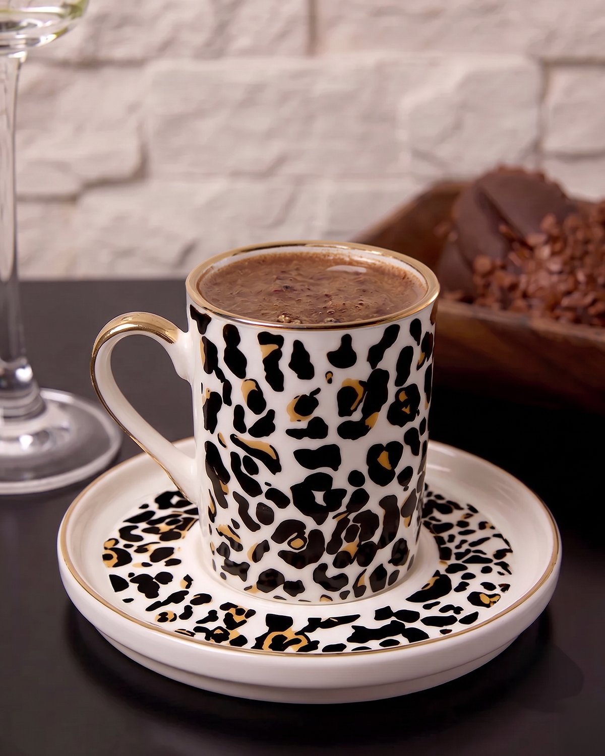 Leopard Luxe Gerçek Altın Yaldızlı Leopar Desenli 4 Parça 2 Kişilik Porselen Kahve Fincan Takımı 100 Ml